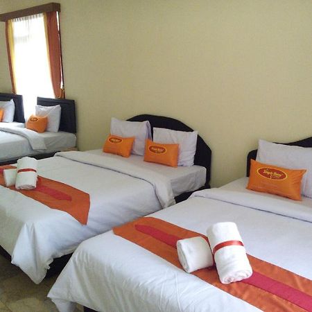 Simply Homy Guest House Pasteur Бандунг Екстер'єр фото