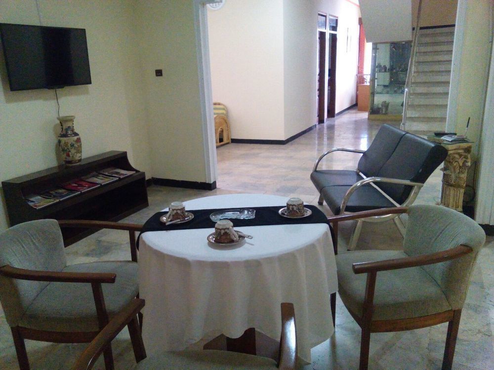 Simply Homy Guest House Pasteur Бандунг Екстер'єр фото